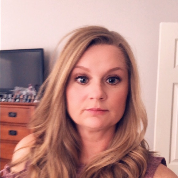 Meet your Posher, Sherry - Picture 1 of 1